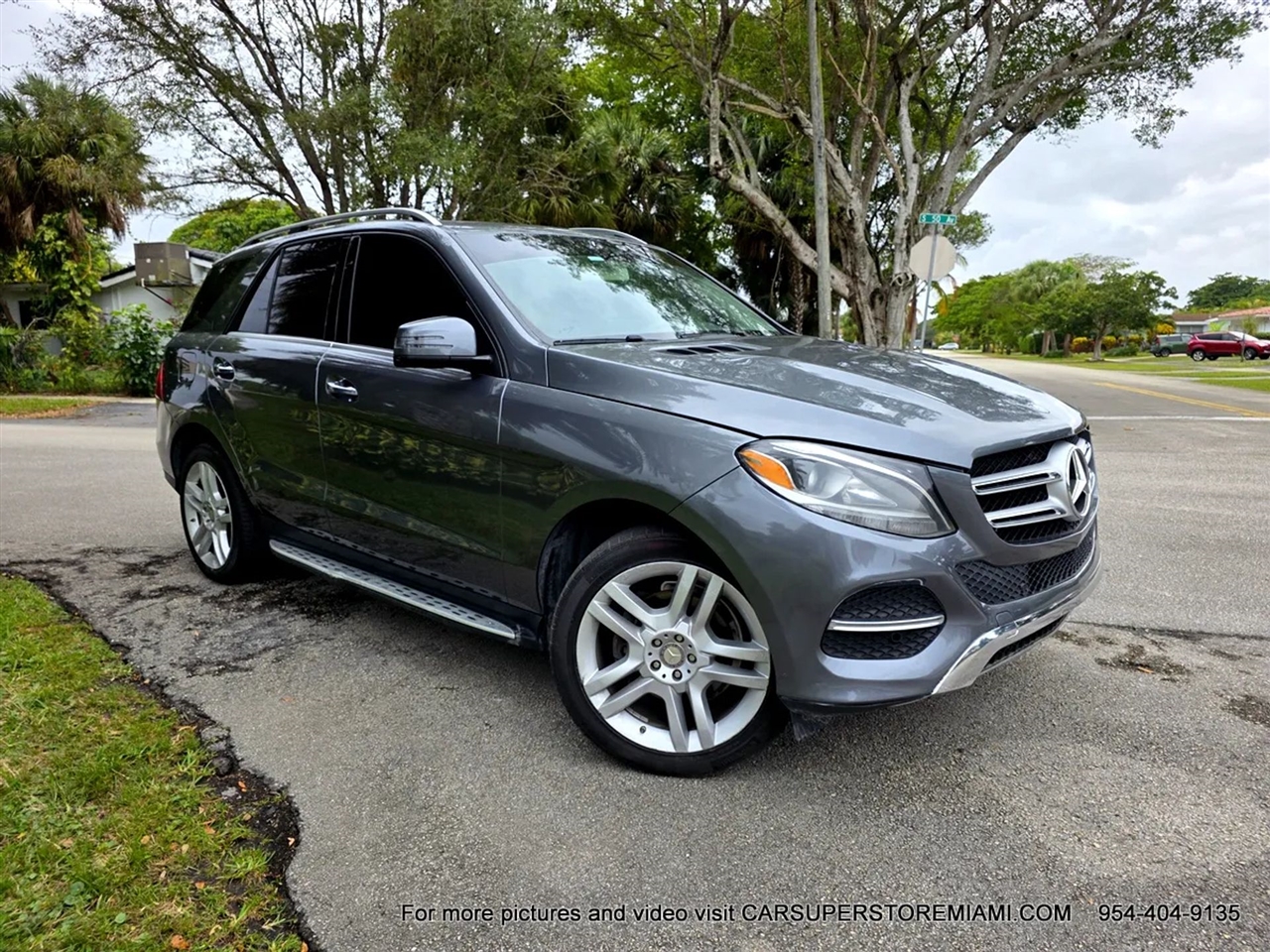 Mercedes-Benz GLE-Class  2017
