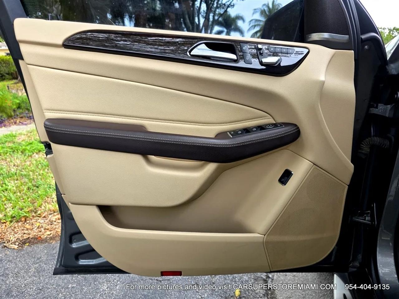 Mercedes-Benz GLE-Class  2017