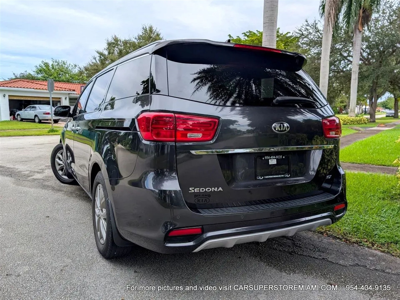 Kia Sedona  2021