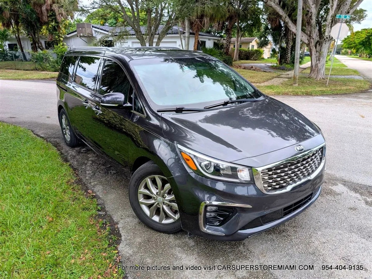 Kia Sedona  2021