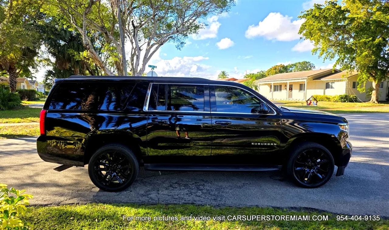 Chevrolet Suburban  2018