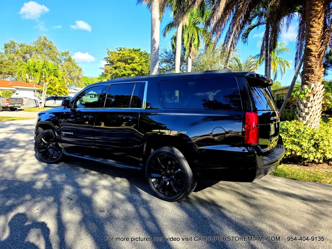 Chevrolet Suburban  2018