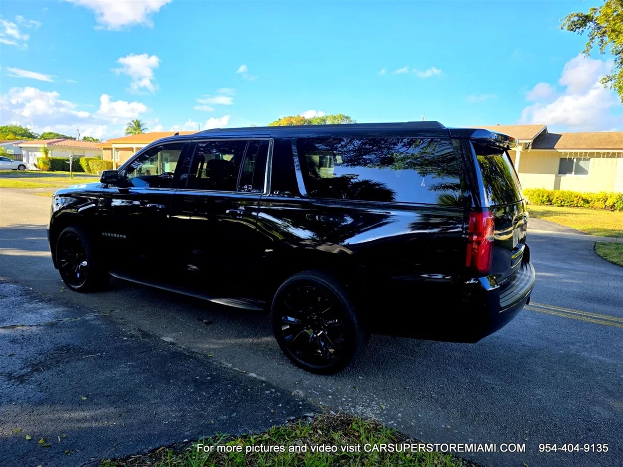 Chevrolet Suburban  2018