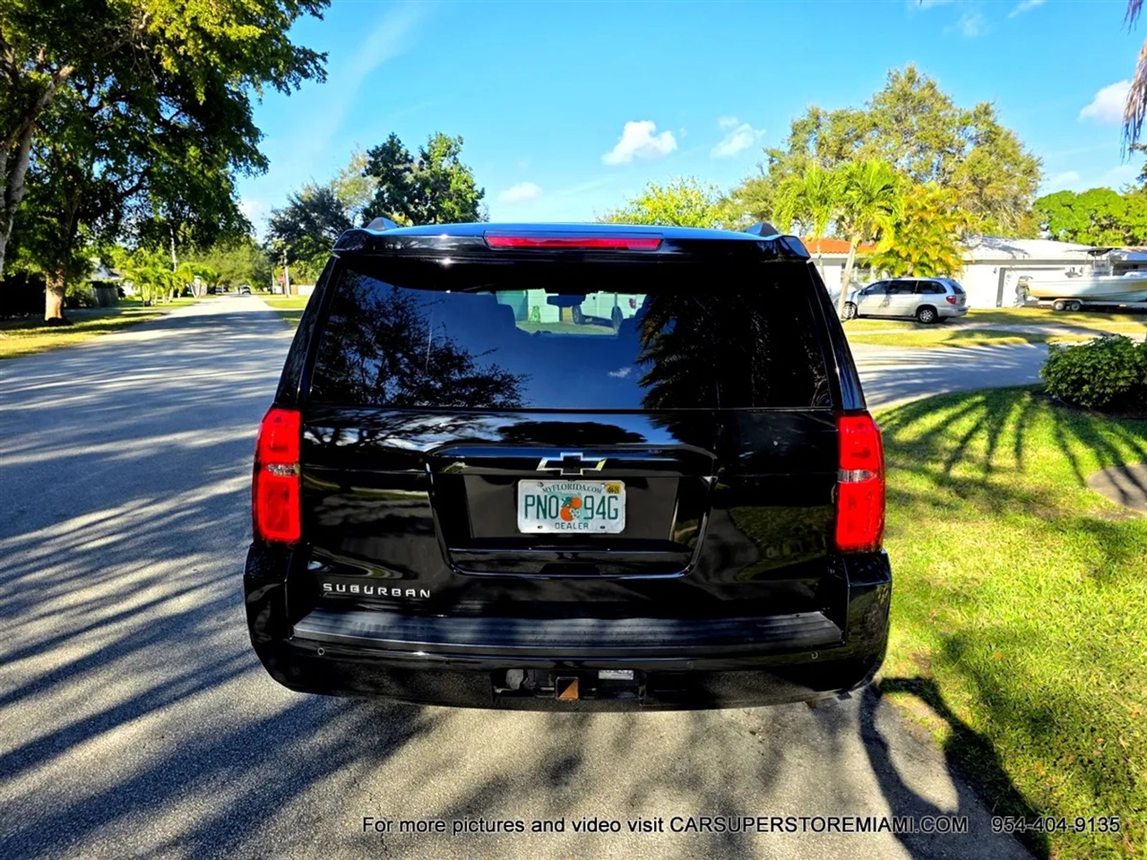 Chevrolet Suburban  2018