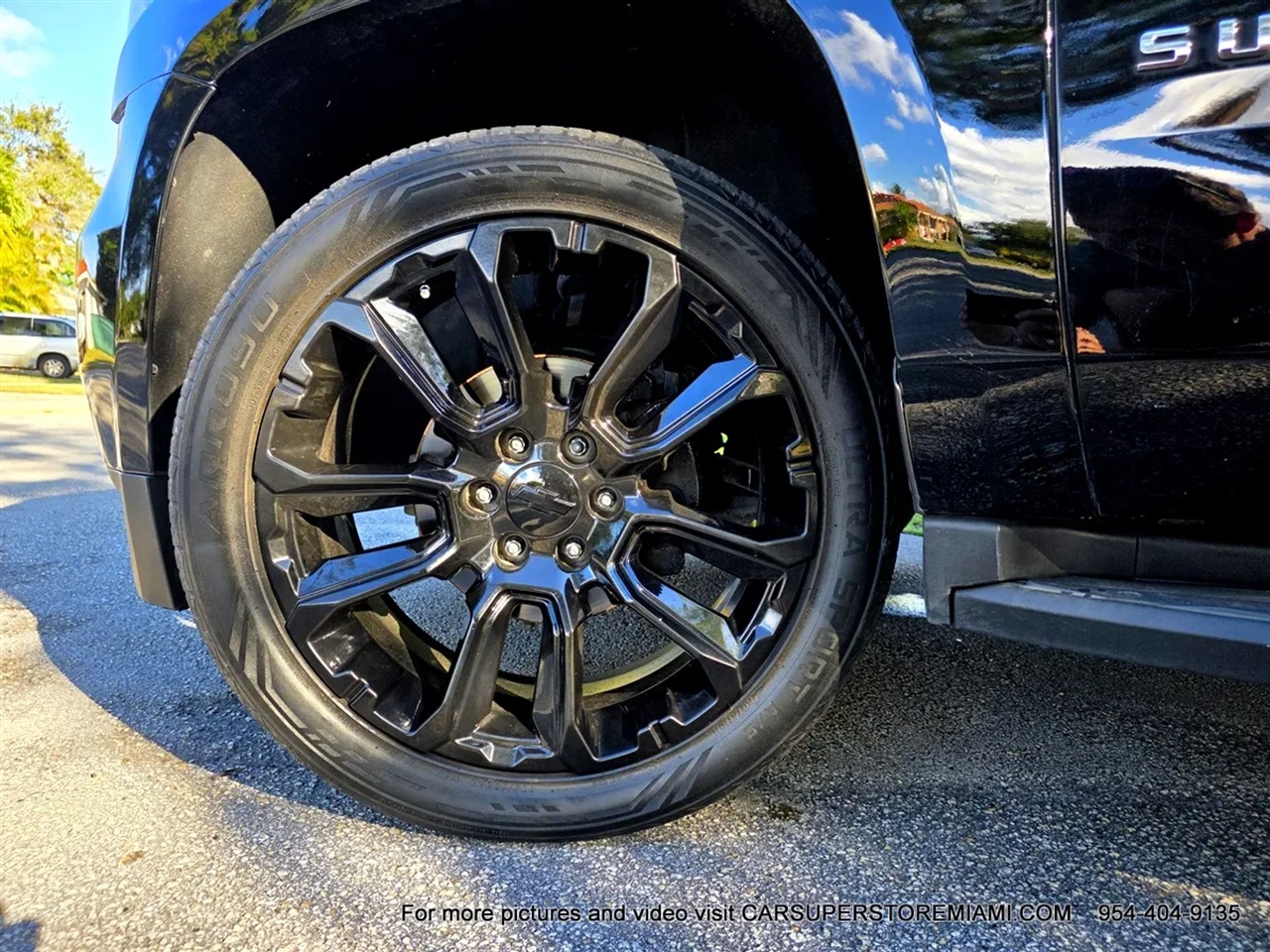 Chevrolet Suburban  2018