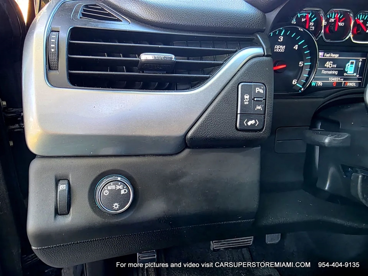 Chevrolet Suburban  2018