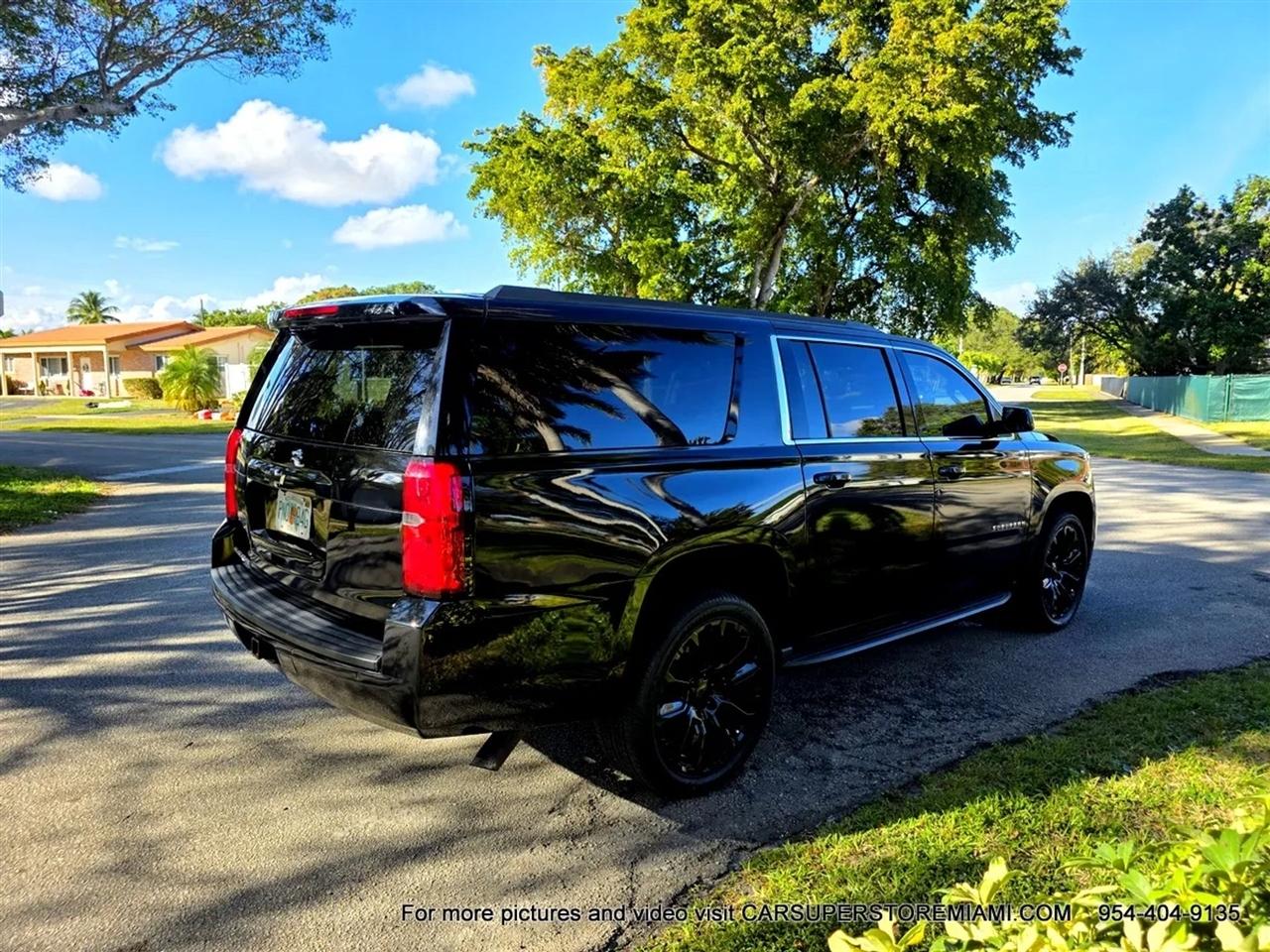 Chevrolet Suburban  2018