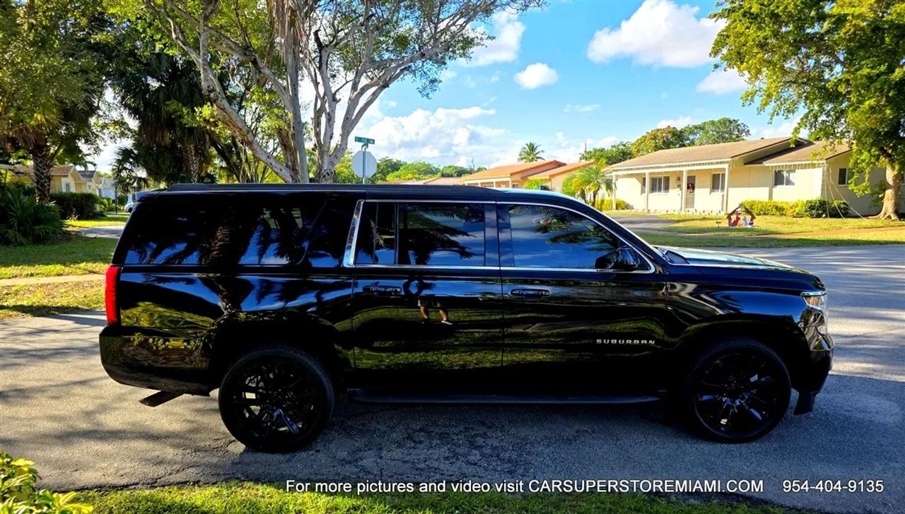 Chevrolet Suburban  2018