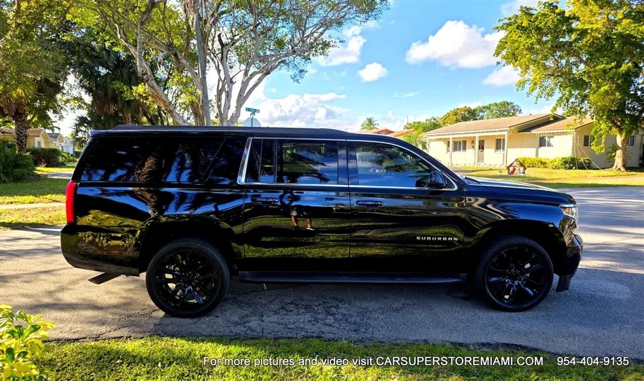 Chevrolet Suburban  2018
