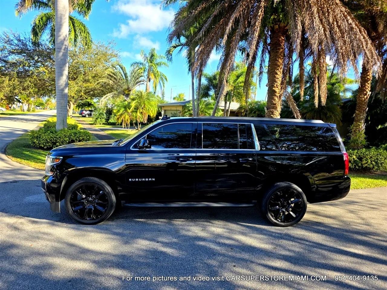 Chevrolet Suburban  2018