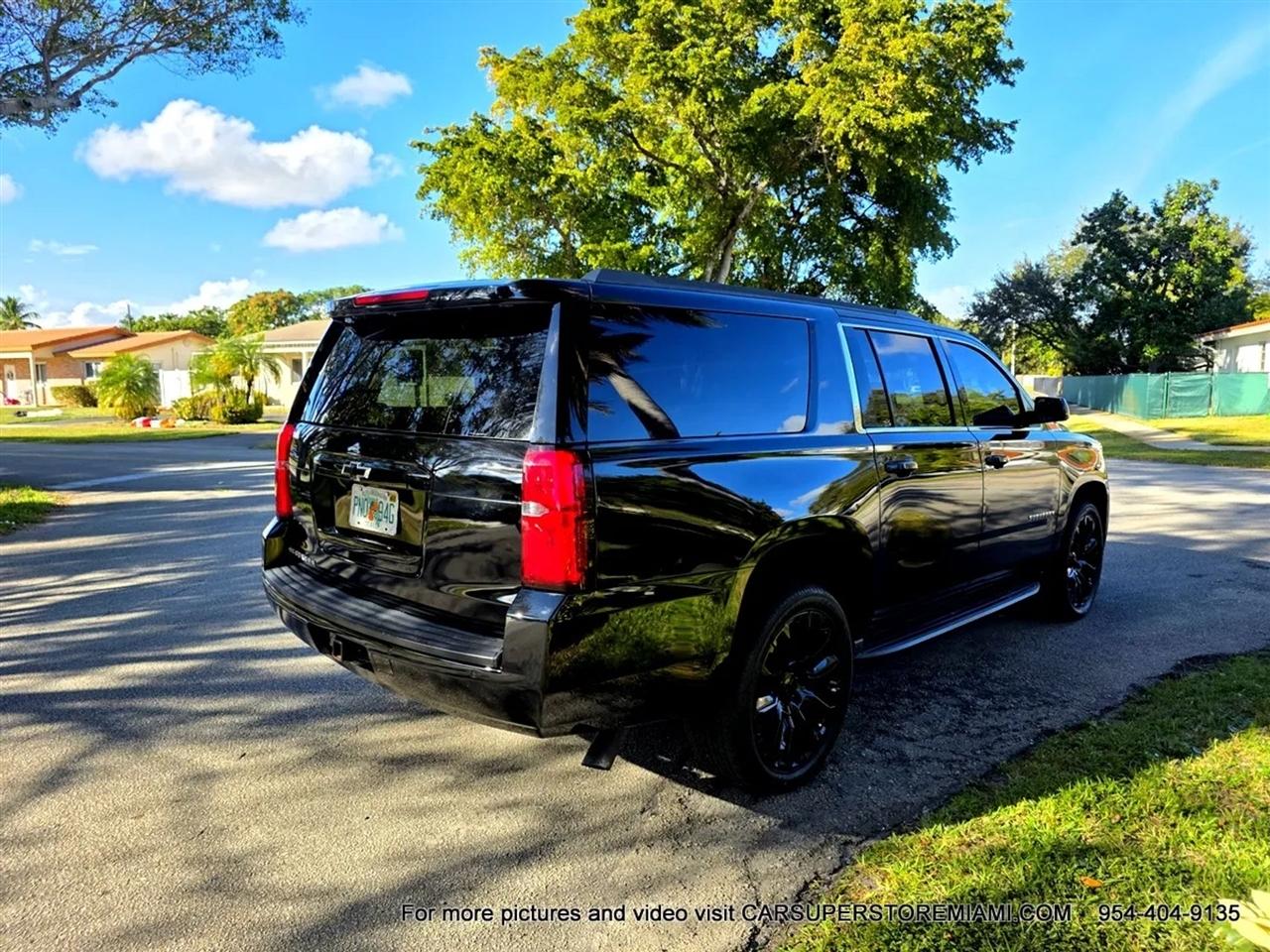 Chevrolet Suburban  2018