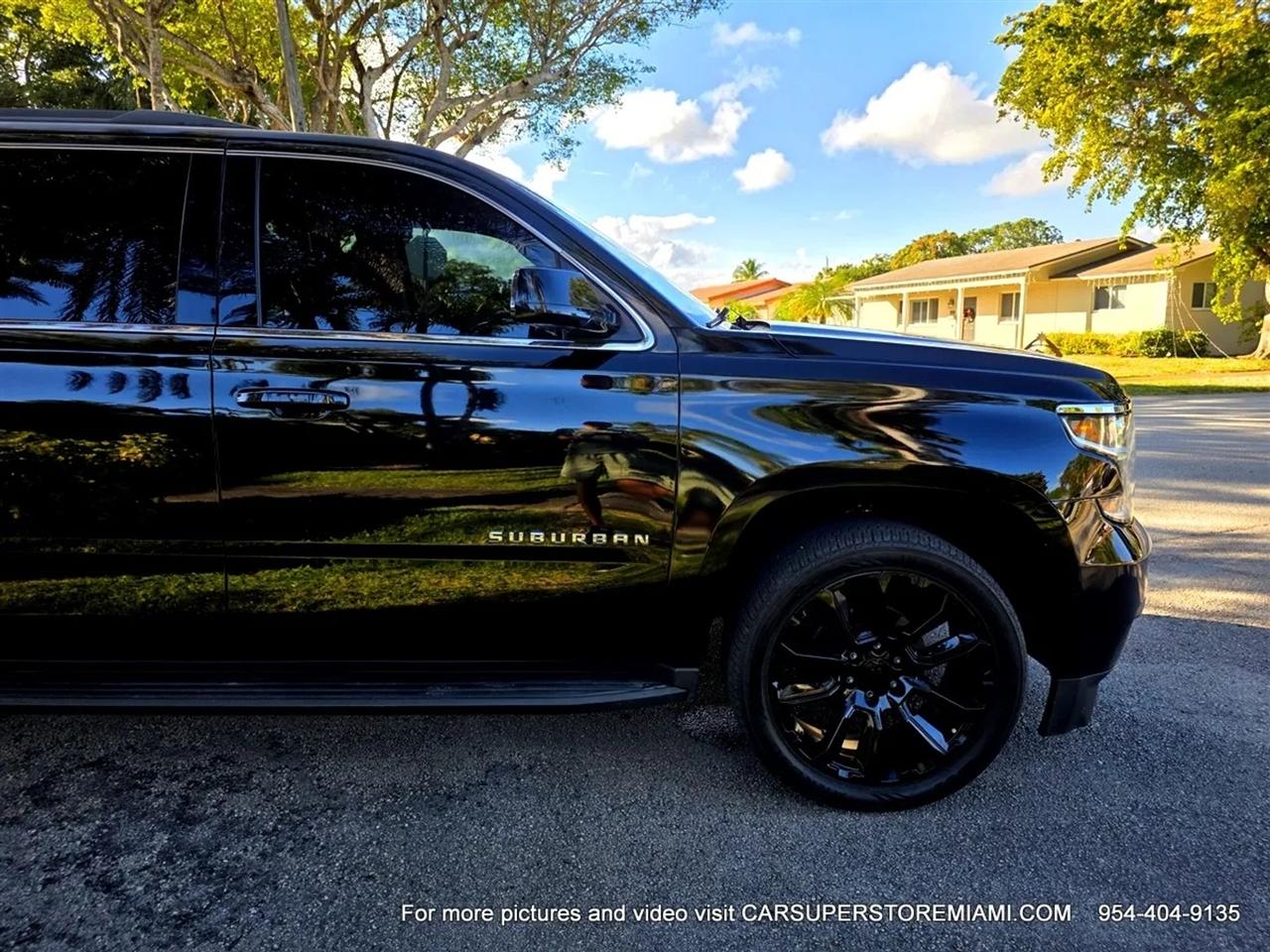 Chevrolet Suburban  2018