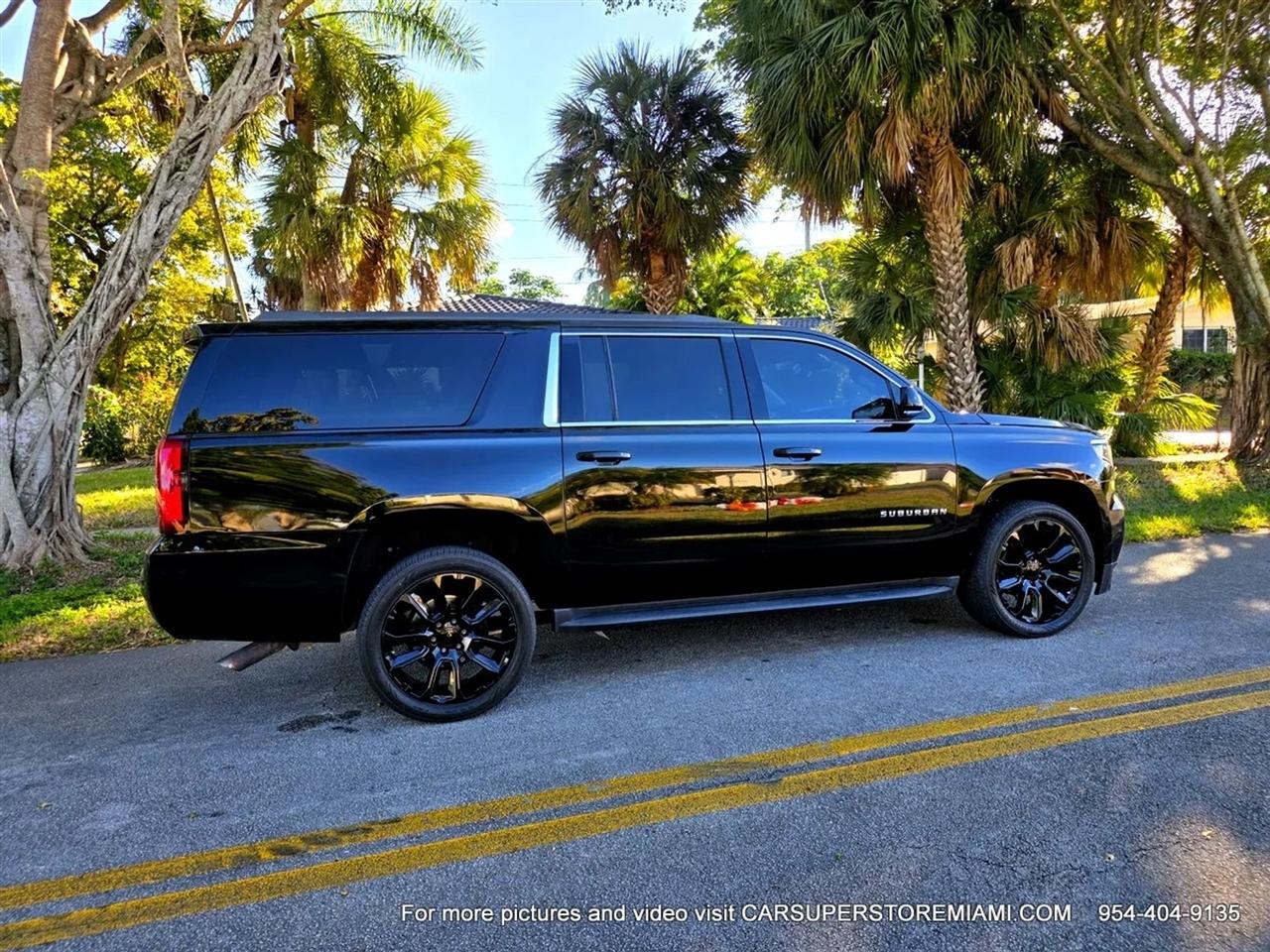 Chevrolet Suburban  2018