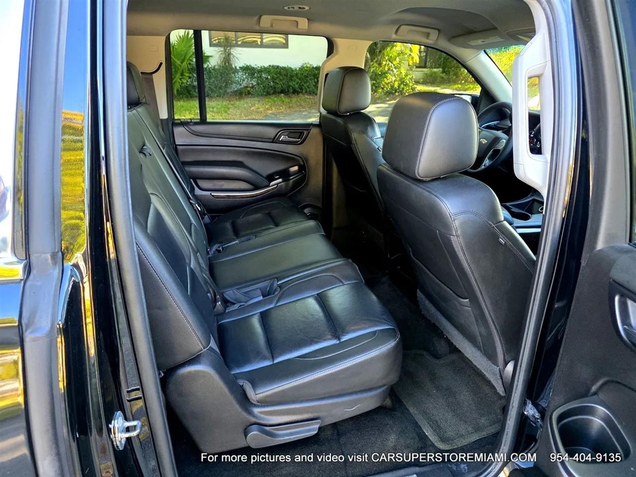 2018 Chevrolet Suburban LT - Photo 22