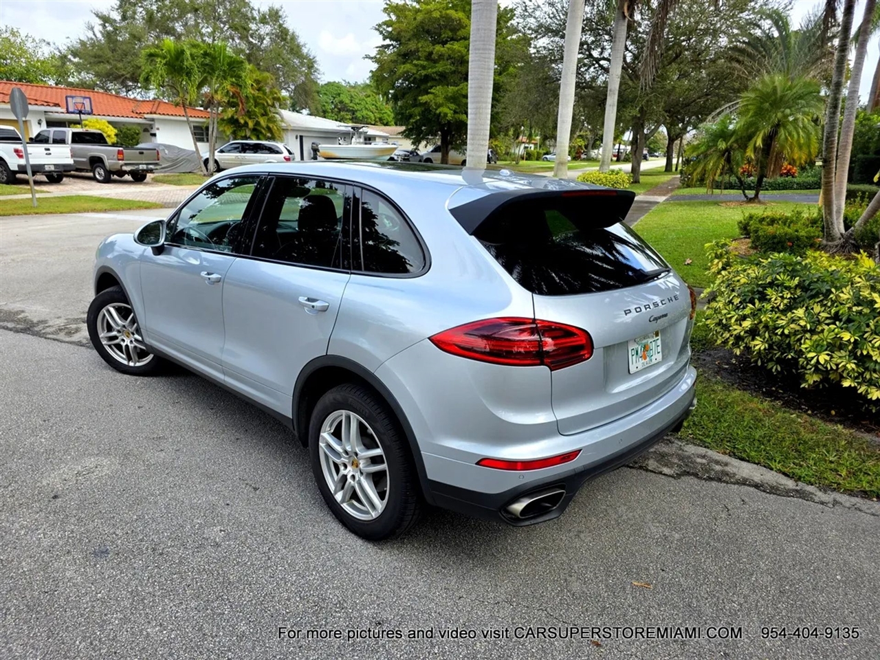 Porsche Cayenne  2016