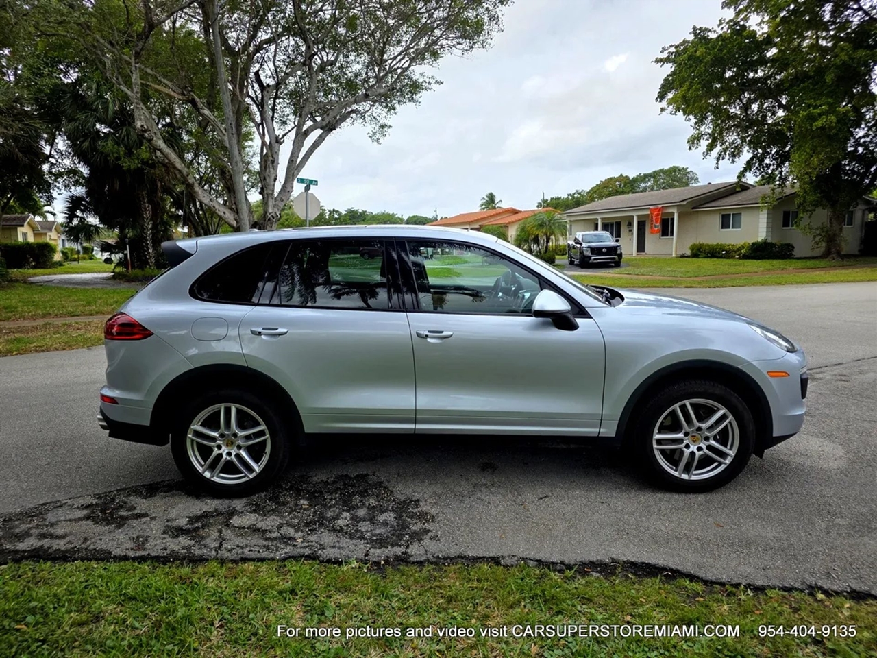Porsche Cayenne  2016