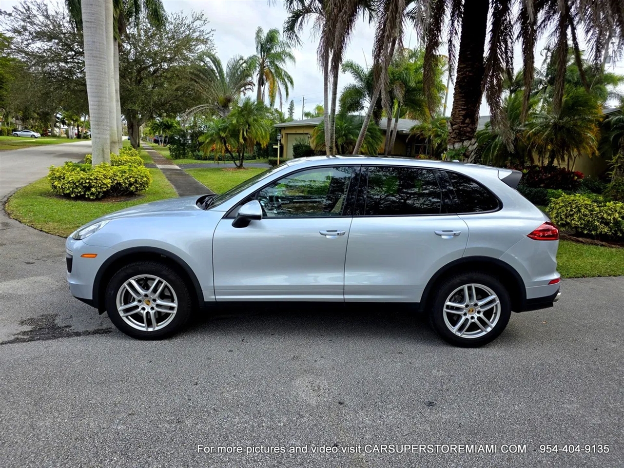 Porsche Cayenne  2016
