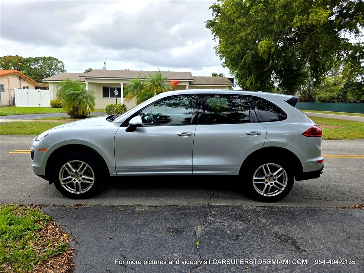 Porsche Cayenne  2016