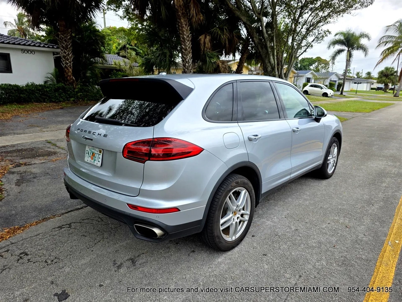 Porsche Cayenne  2016