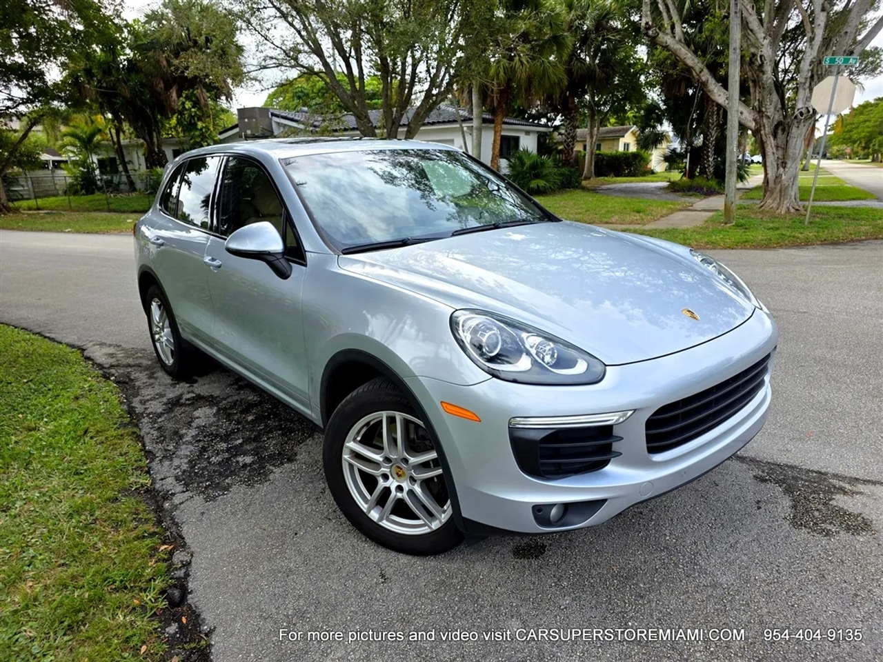 Porsche Cayenne  2016