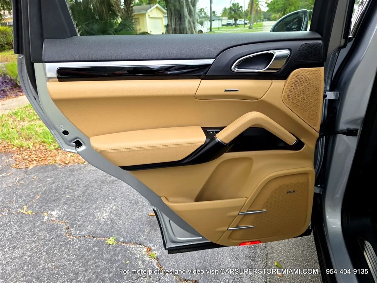 Porsche Cayenne  2016