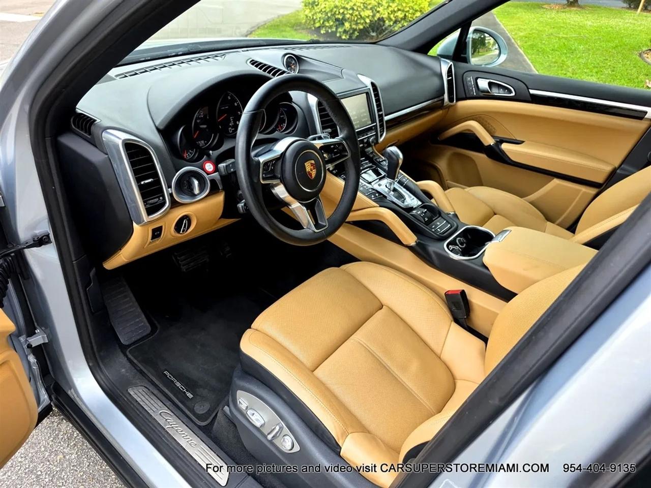 Porsche Cayenne  2016