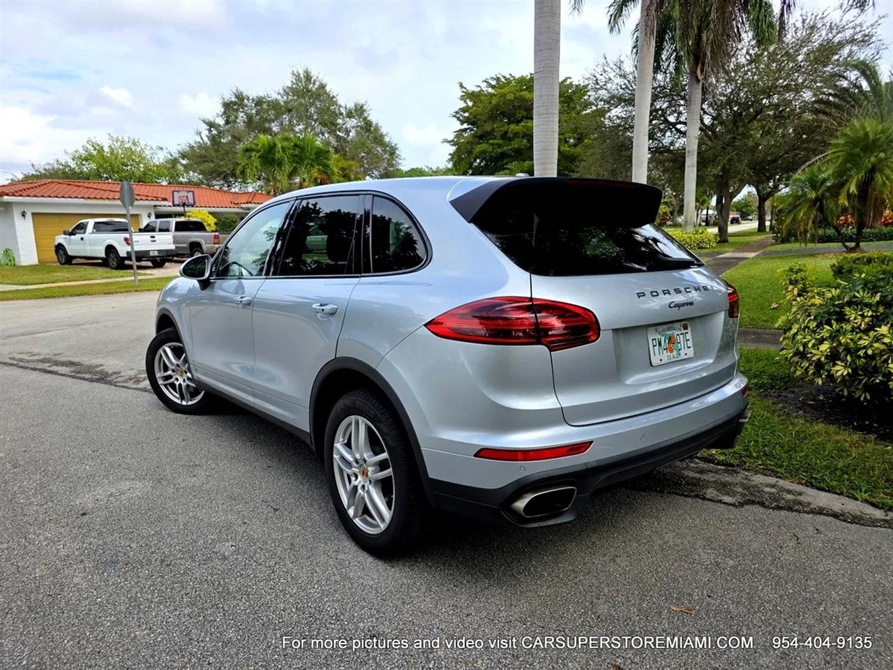 Porsche Cayenne  2016