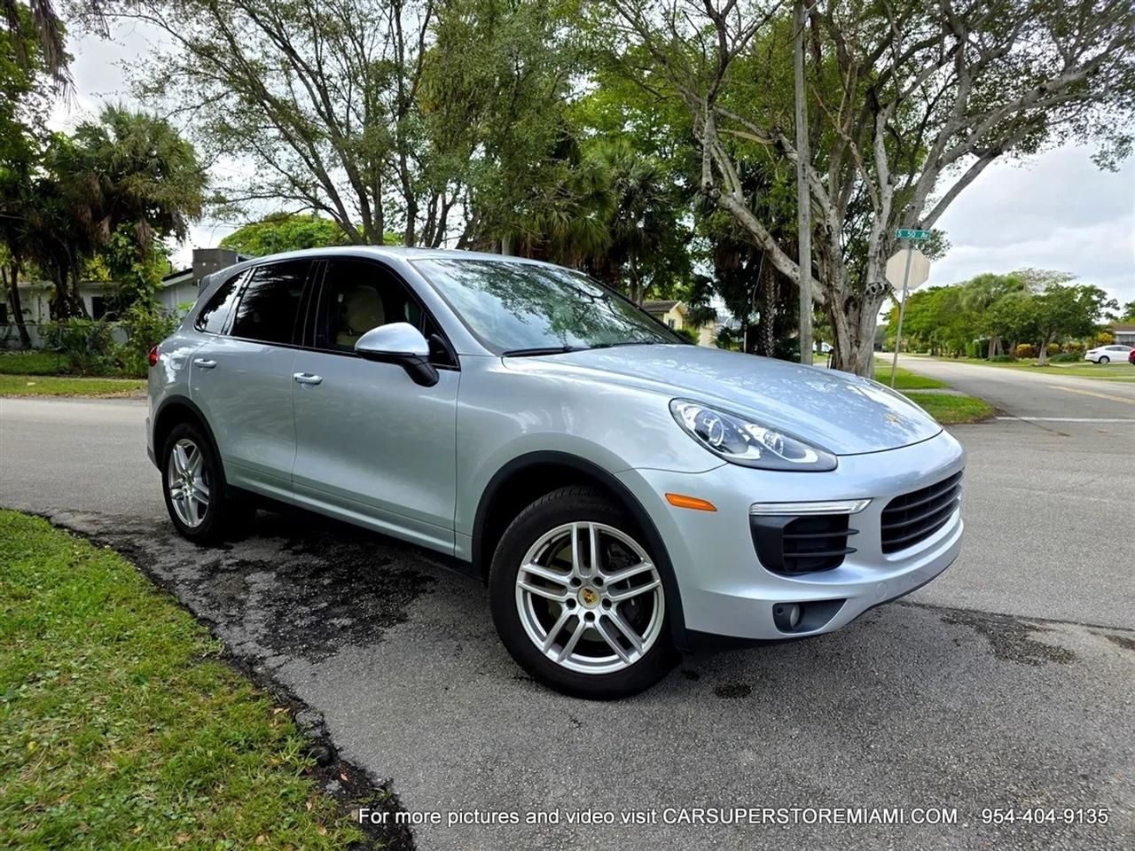 Porsche Cayenne  2016