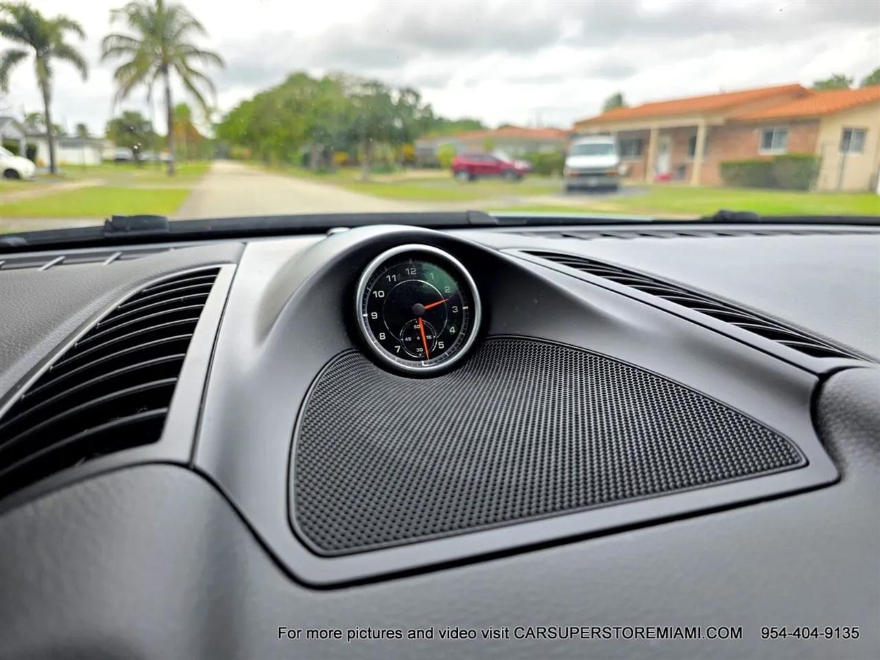 Porsche Cayenne  2016