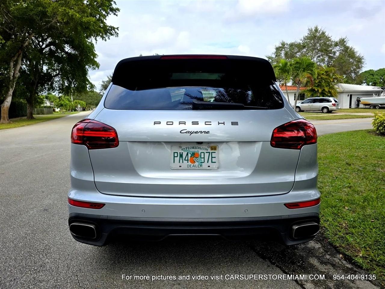 Porsche Cayenne  2016