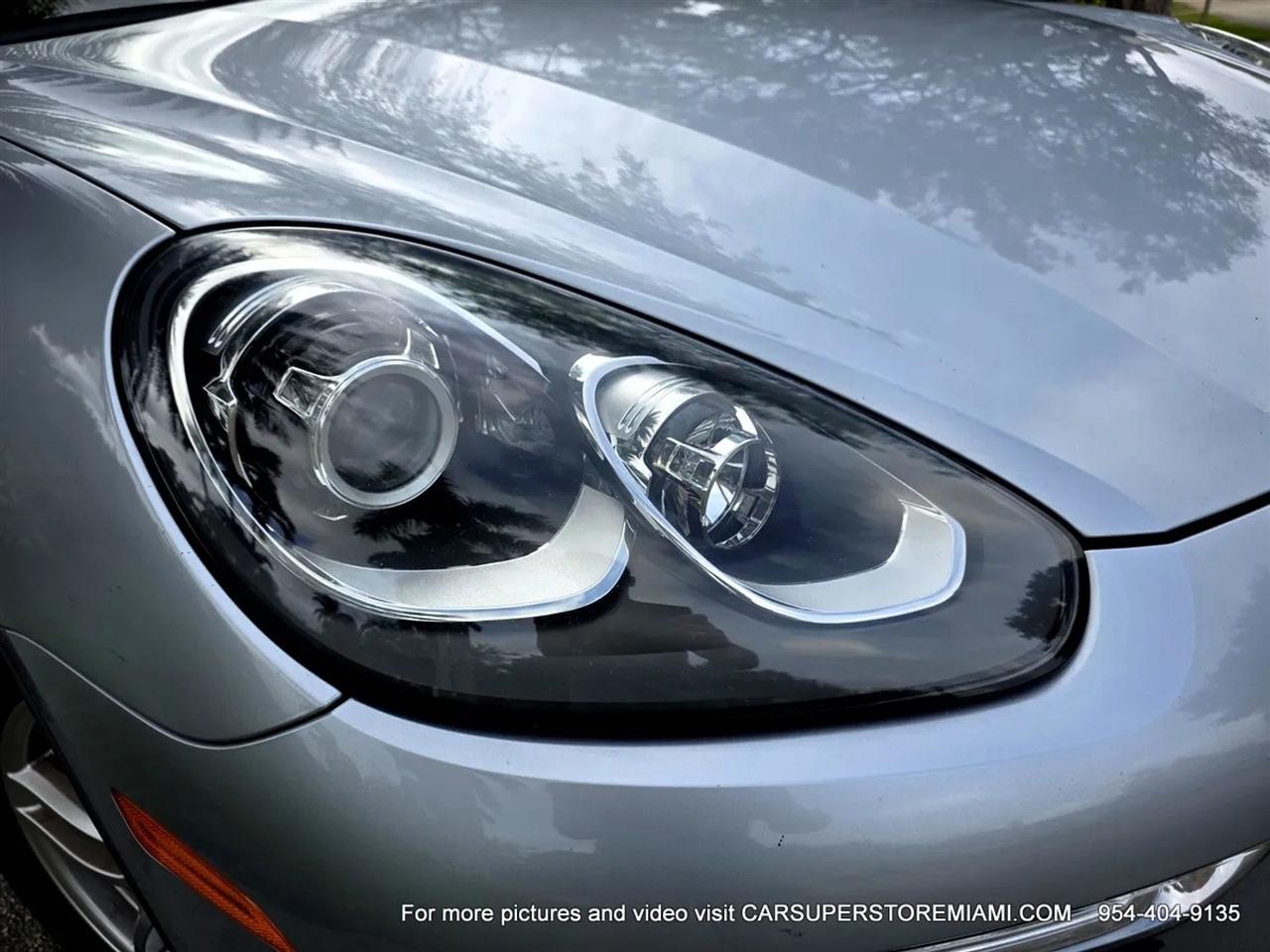 Porsche Cayenne  2016