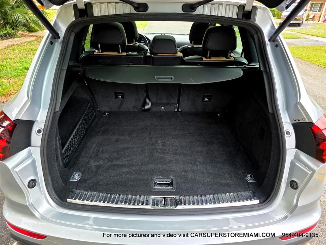 Porsche Cayenne  2016