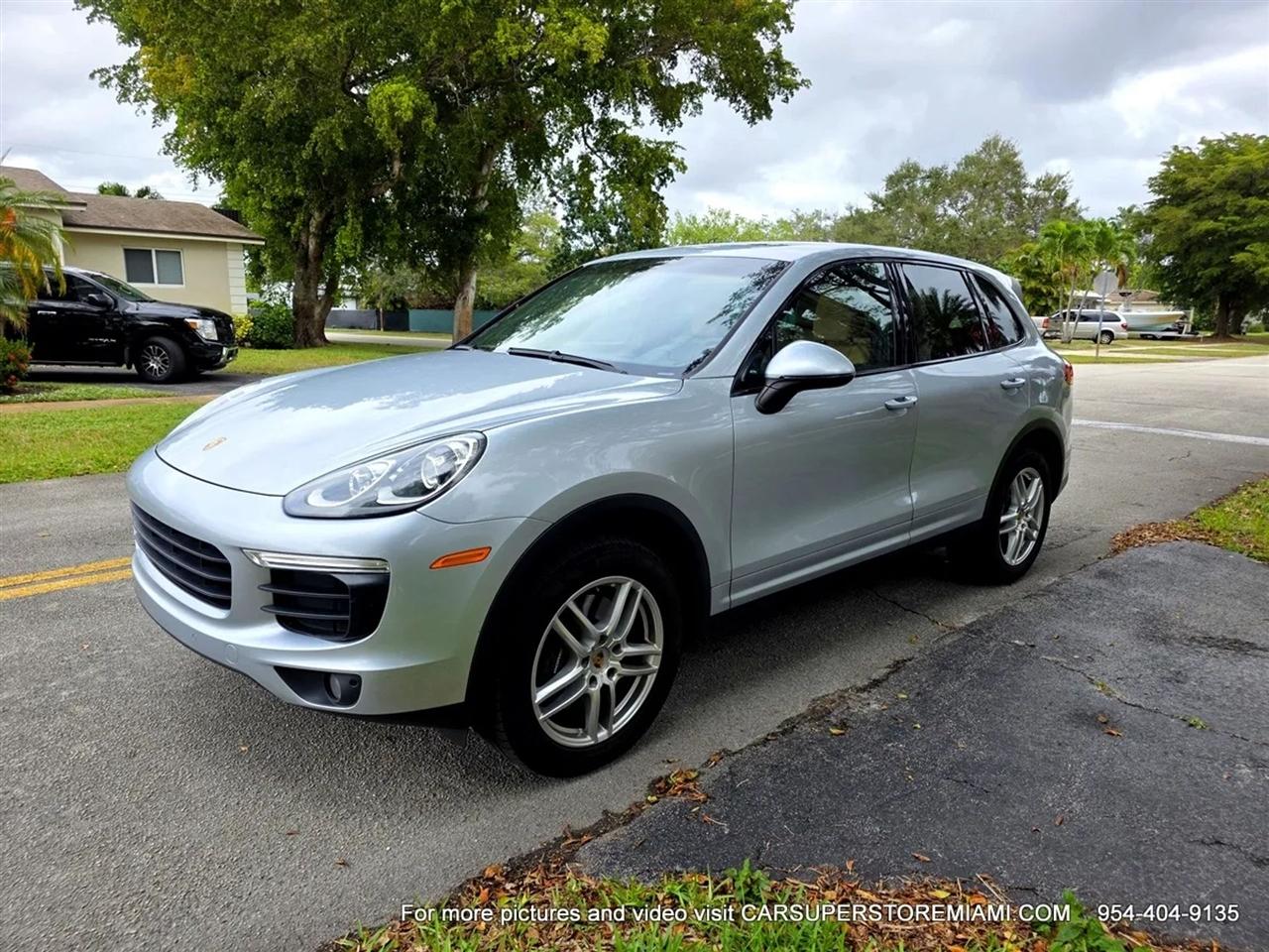 Porsche Cayenne  2016