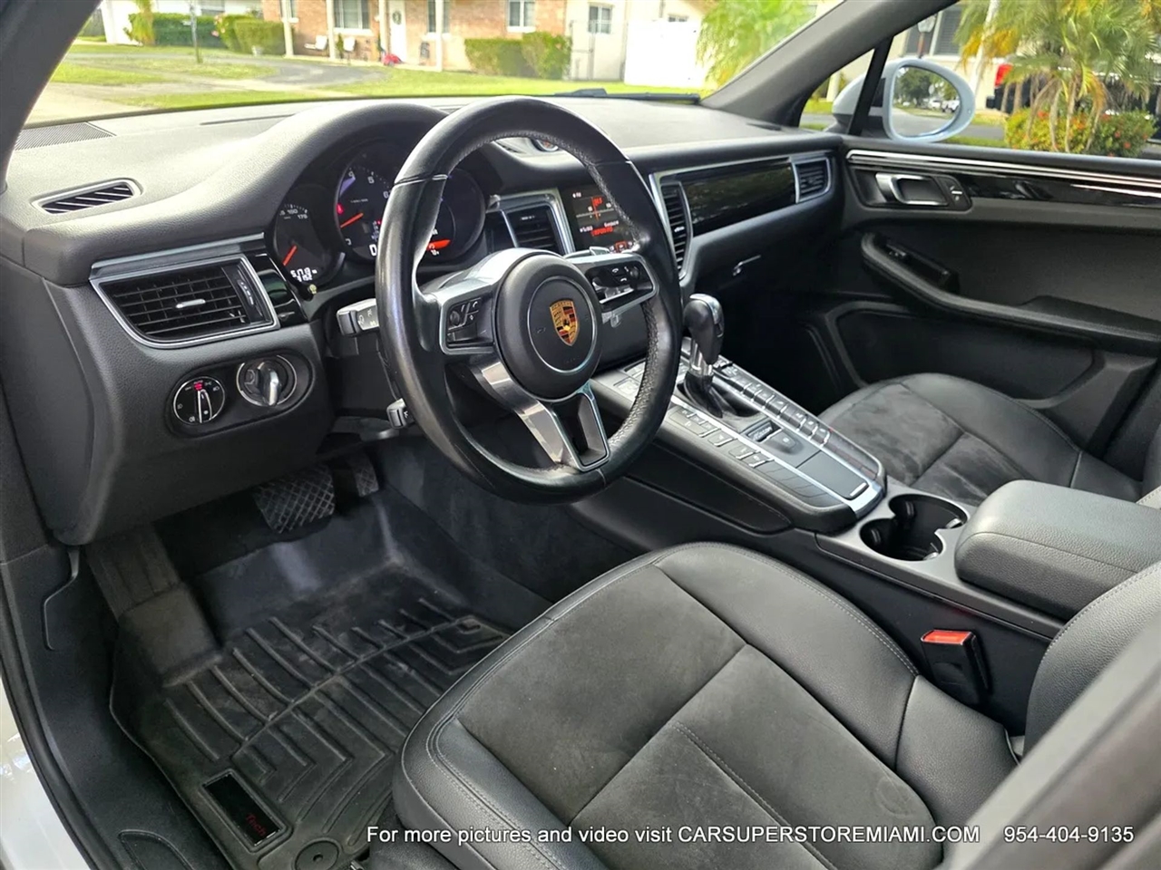 Porsche Macan  2018