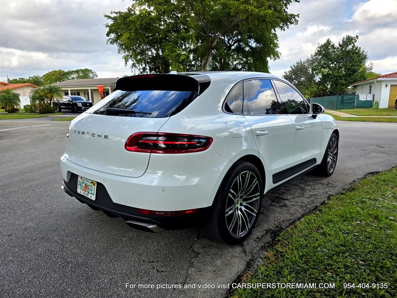 Porsche Macan  2018