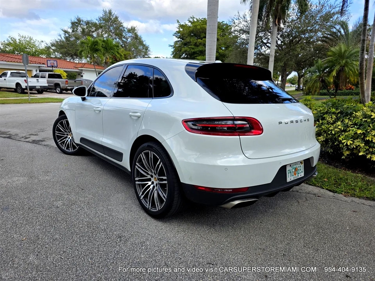 Porsche Macan  2018