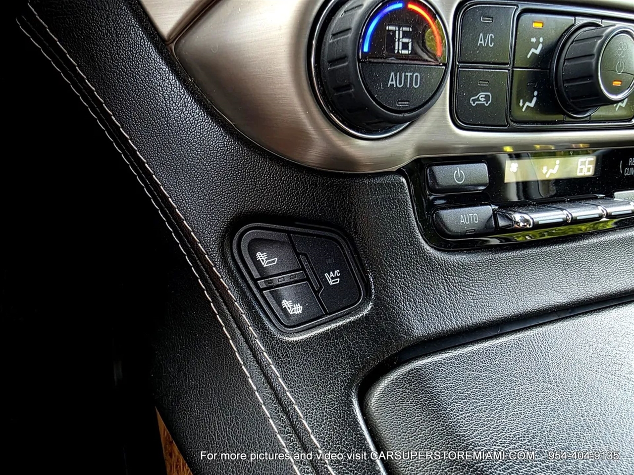 GMC Yukon Denali  2015