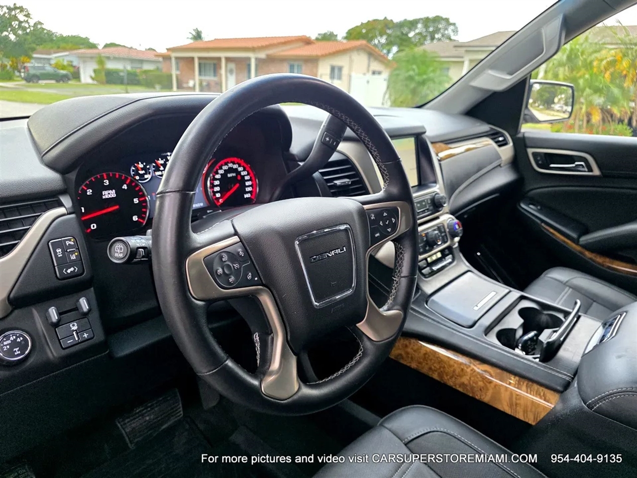 GMC Yukon Denali  2015