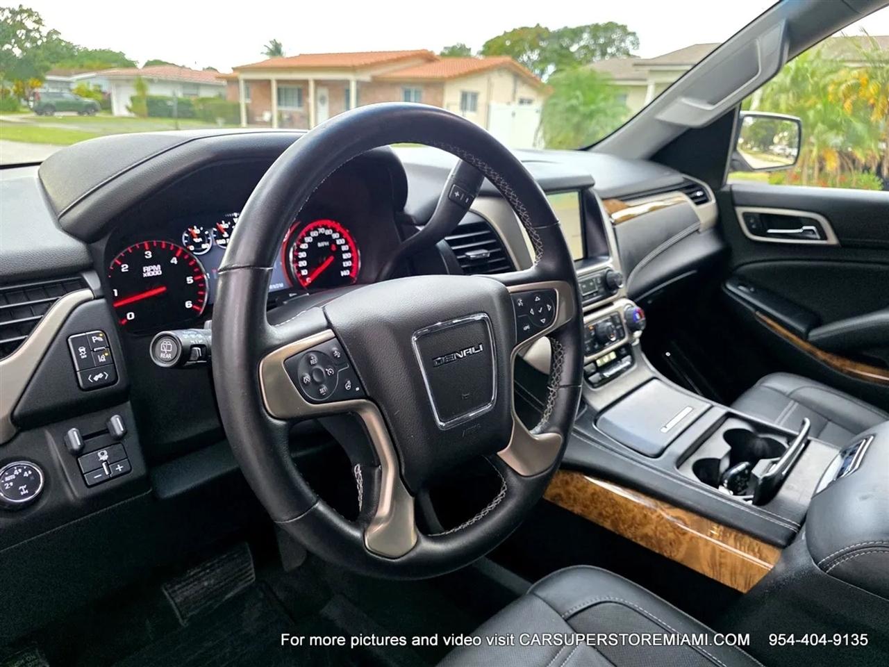 GMC Yukon Denali  2015