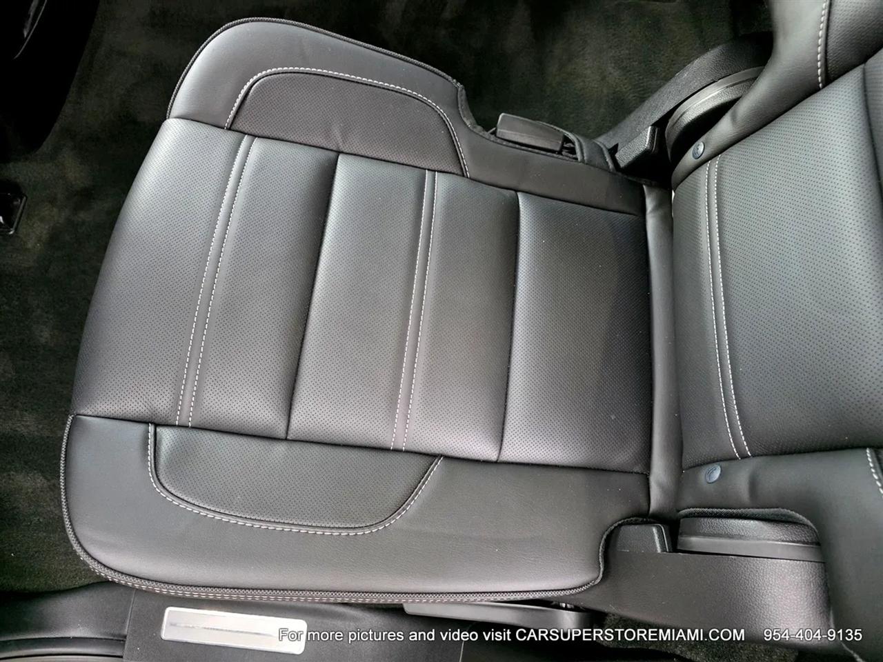 GMC Yukon Denali  2015