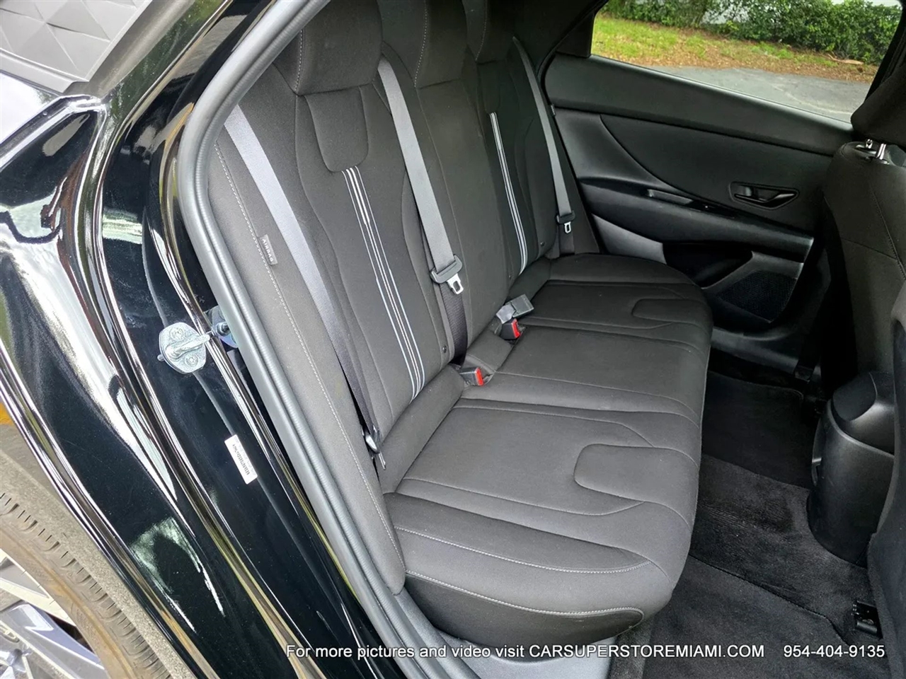 Hyundai Elantra  2025