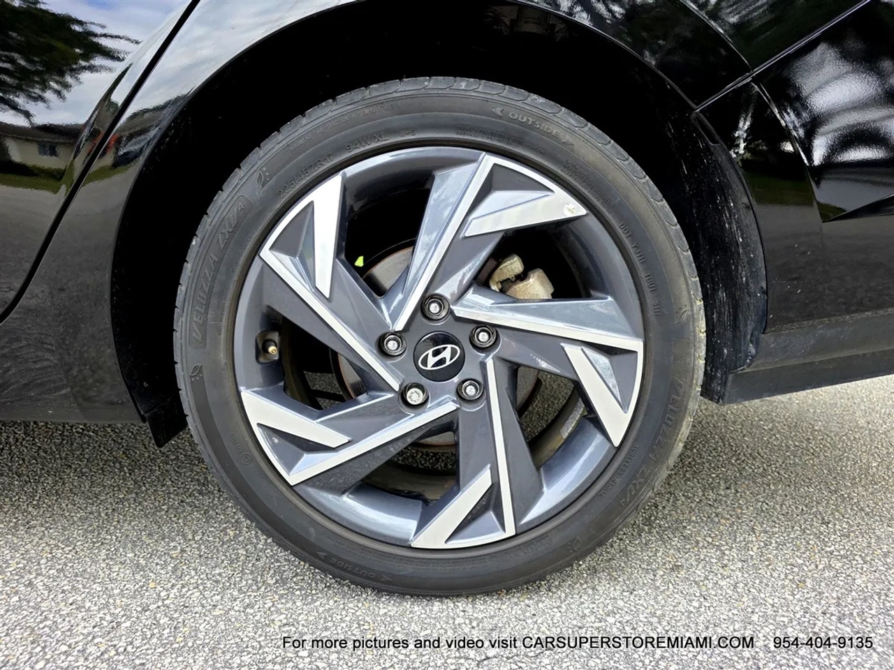 Hyundai Elantra  2025