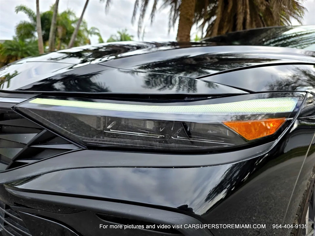 Hyundai Elantra  2025