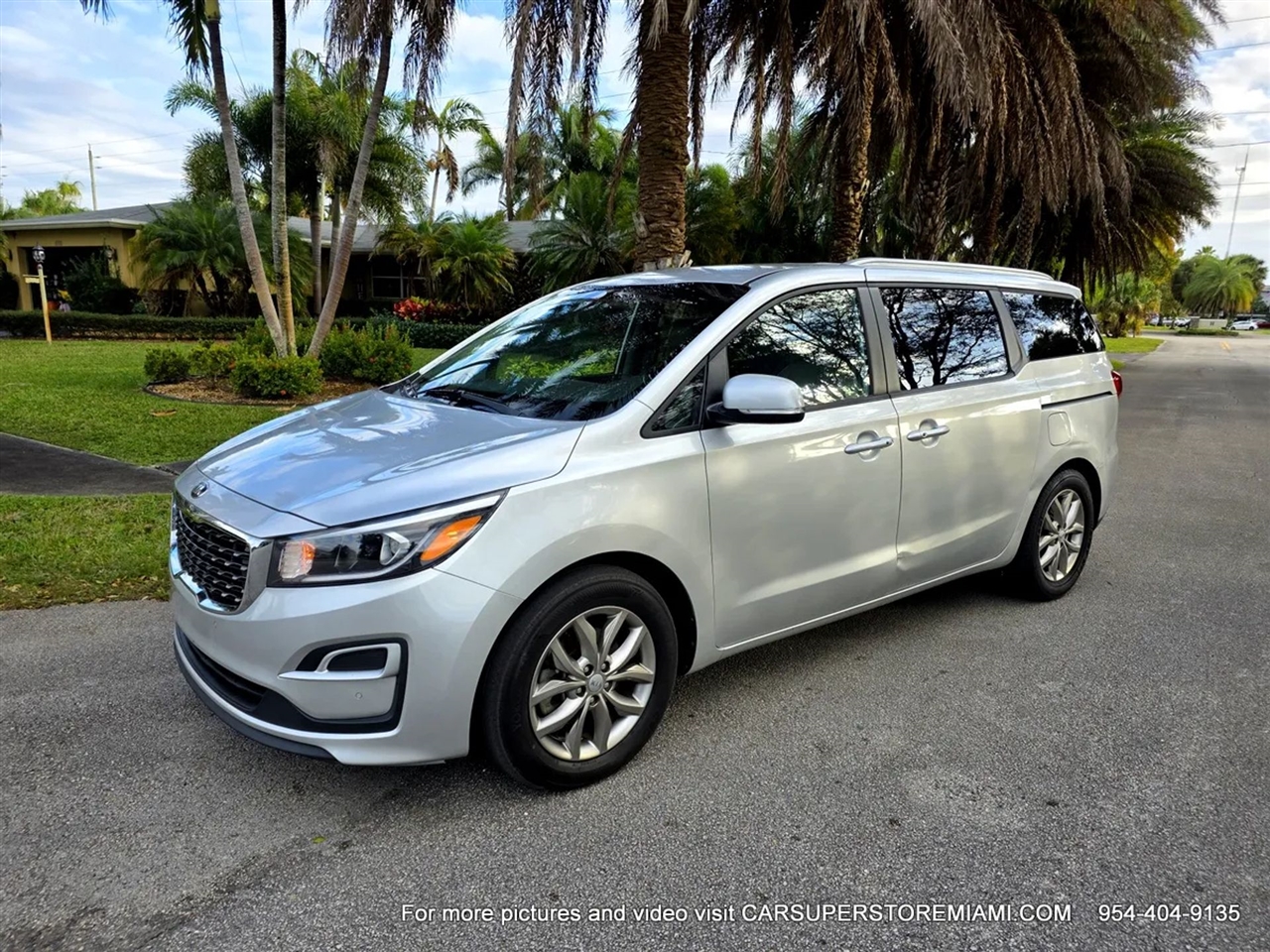 Kia Sedona  2021