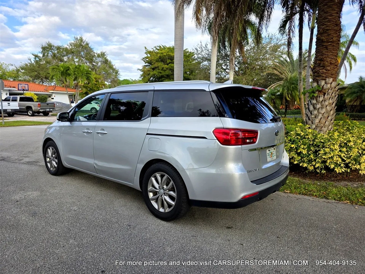 Kia Sedona  2021