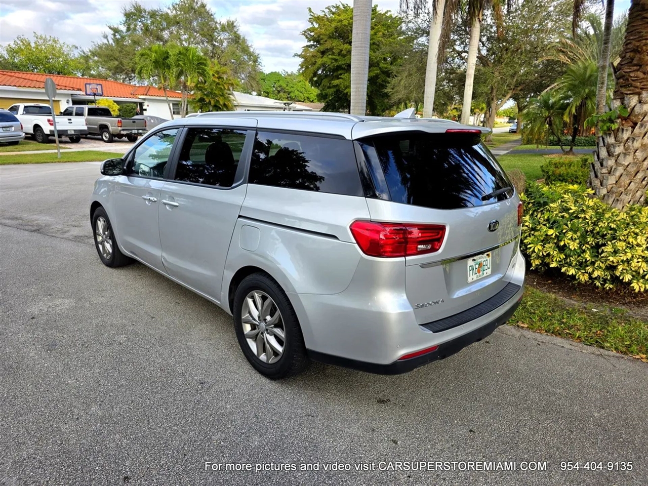 Kia Sedona  2021