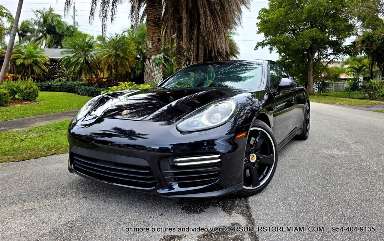 Porsche Panamera  2016