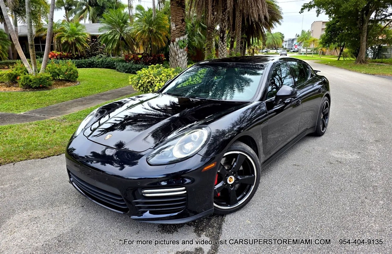 Porsche Panamera  2016