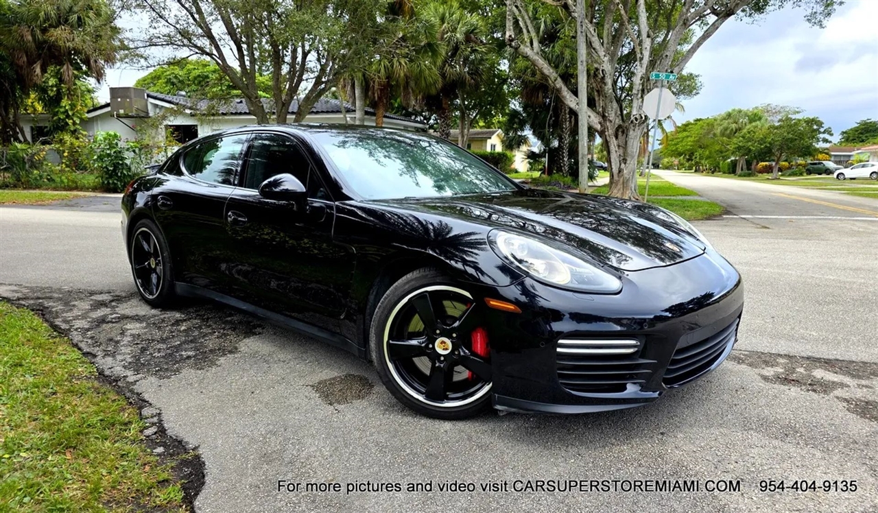 Porsche Panamera  2016