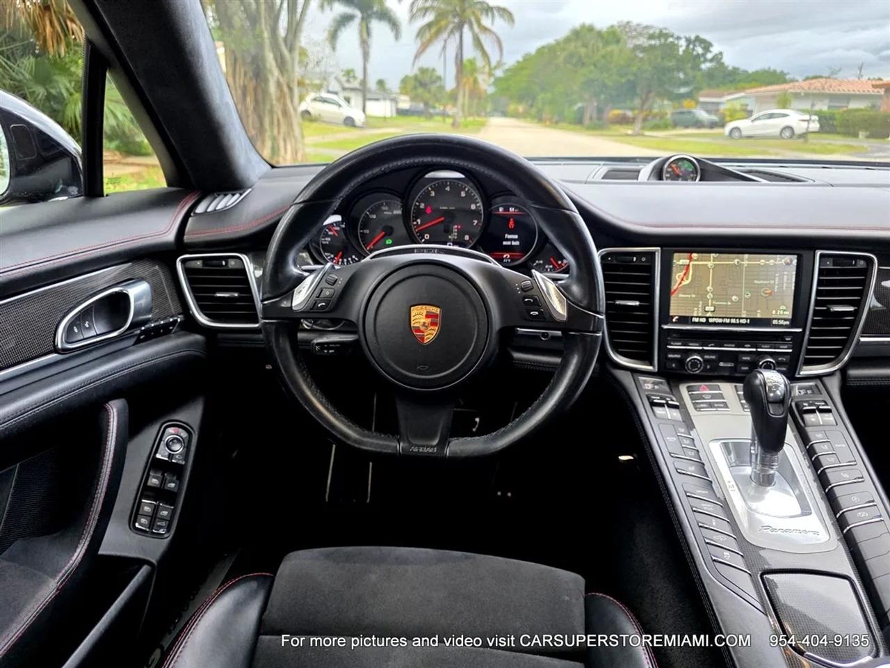 Porsche Panamera  2016